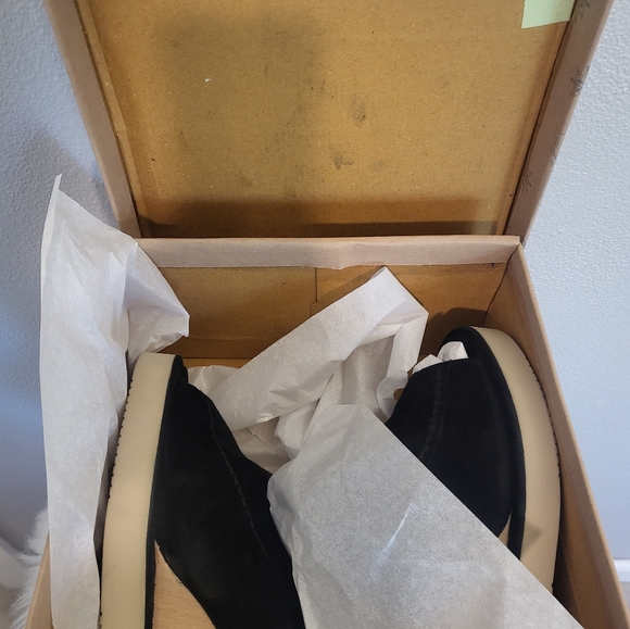 Free People Running in Wedges - Picture 10 of 11